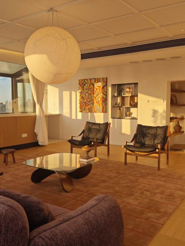 Housing image — Living Room