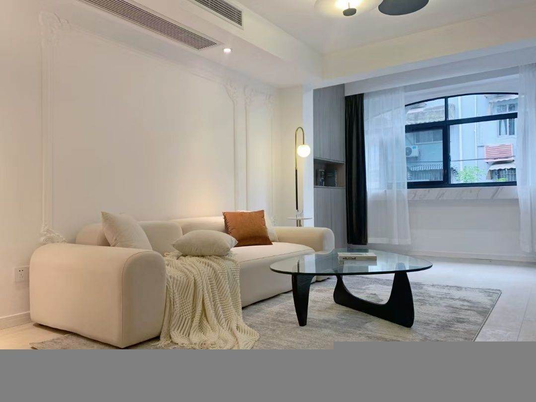 Housing image — Living Room