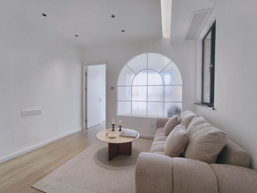 Housing image — Living Room
