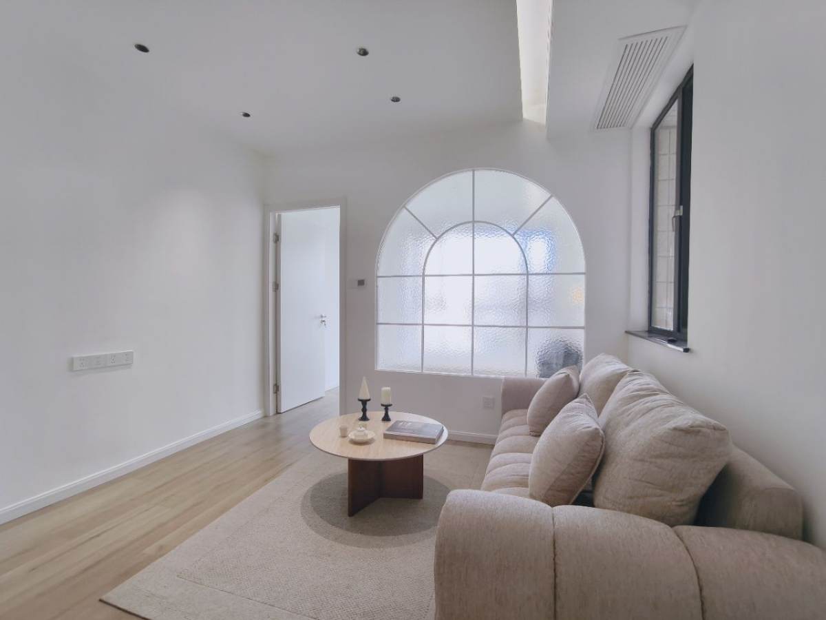 Housing image — Living Room