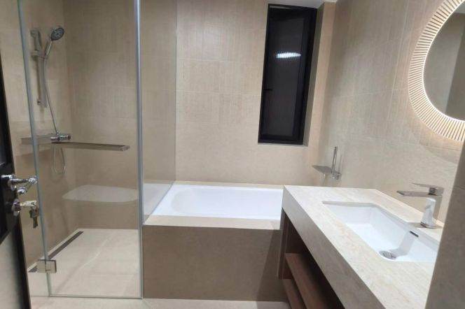 3BR Apartment near Hongqiao Rd Metro (L3/L4/L10)