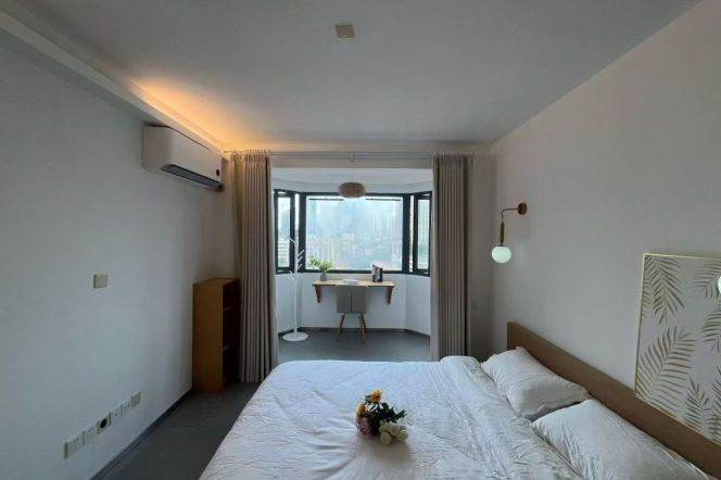 1BR Apartment at Wuzhong Building (L1/L7/L10)