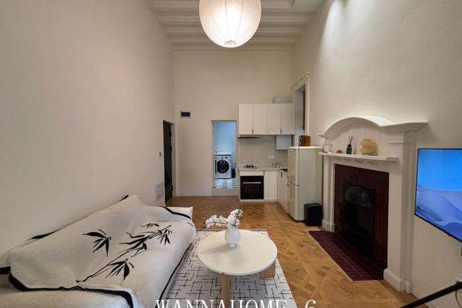 High-Ceiling 1BR Lane House in Jing'an (L2/L12/L13)