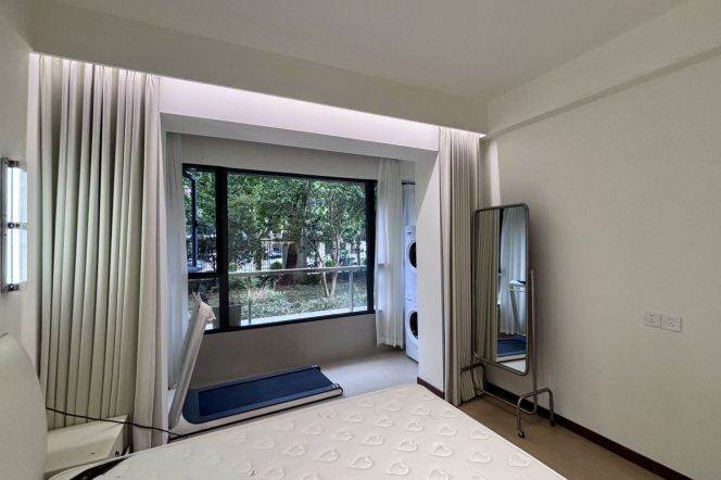 2BR Apartment near North Xizang Rd Metro (L8)