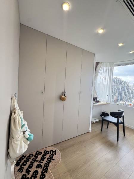 Housing image — Bedroom