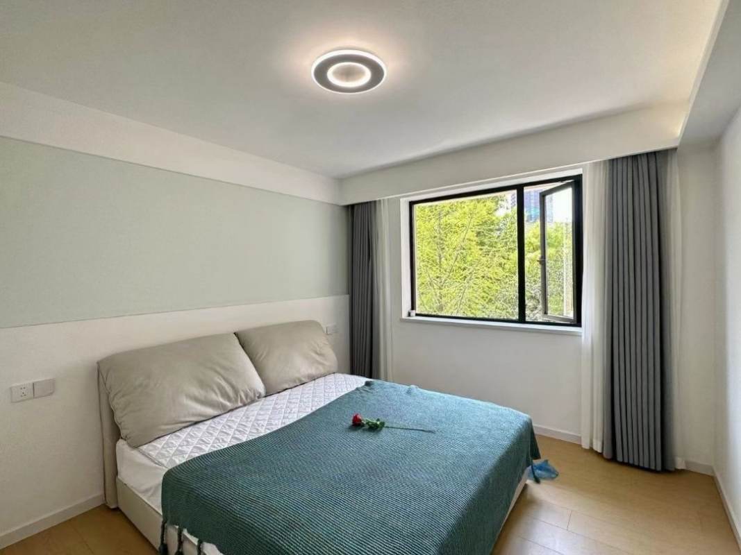 Housing image — Bedroom