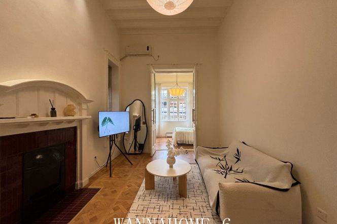 High-Ceiling 1BR Lane House in Jing'an (L2/L12/L13)