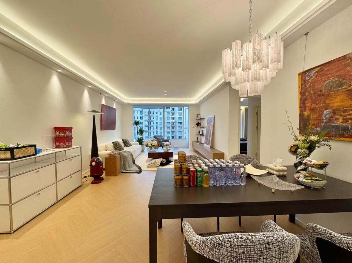 Housing image — Living Room