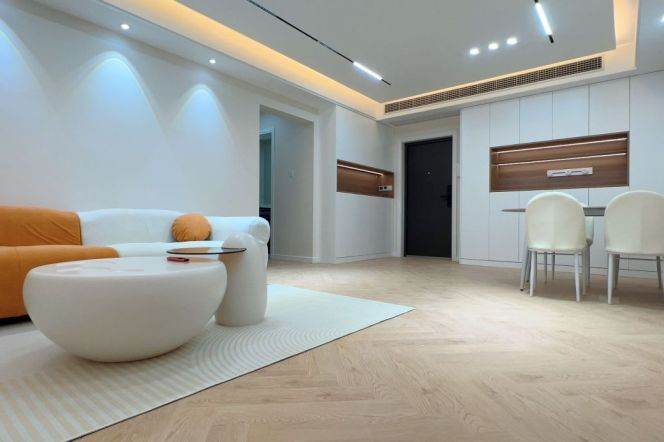 Spacious 2BR Apartment in Old Xuhui
