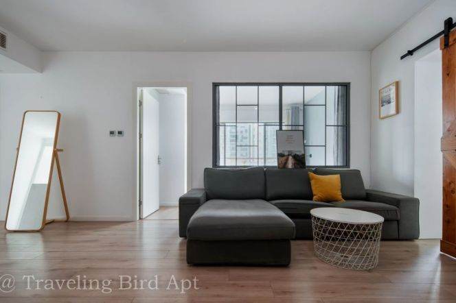3BR Apartment near Shanghai Indoor Stadium Metro (L1/L4/L11)