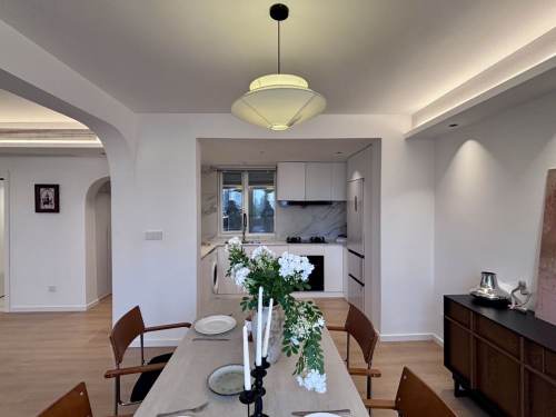 Housing image — Dining Area