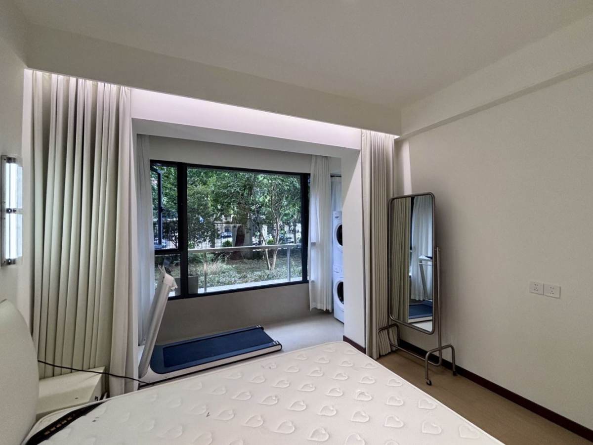 Housing image — Bedroom
