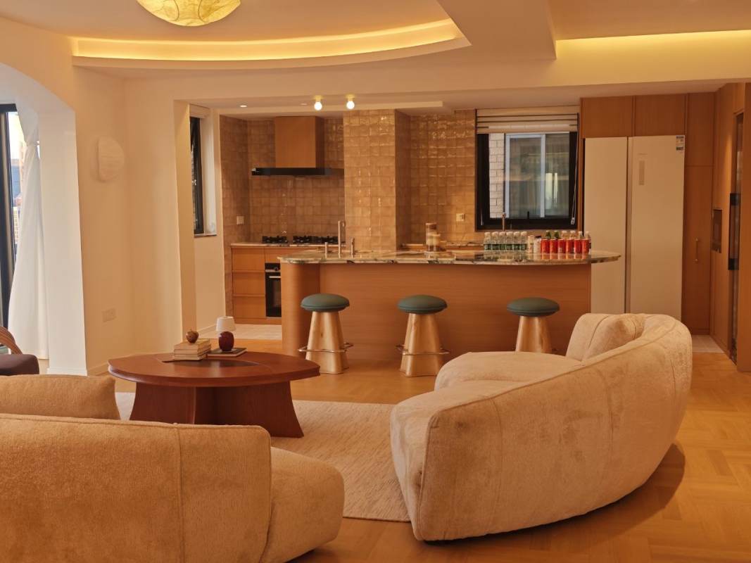 Housing image — Living Room