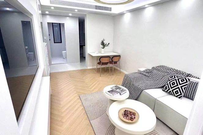 1BR Apartment near Zhongshan Park with Terrace (L2/L15)