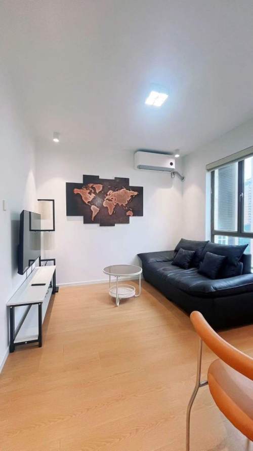 Housing image — Living Room