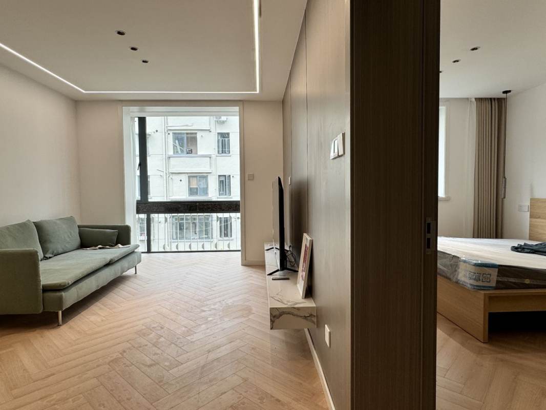 Housing image — Living Room