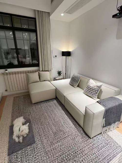 Housing image — Living Room