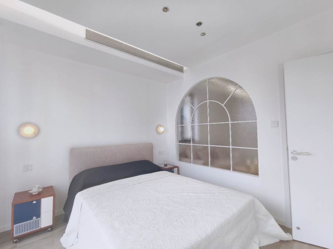 Housing image — Bedroom