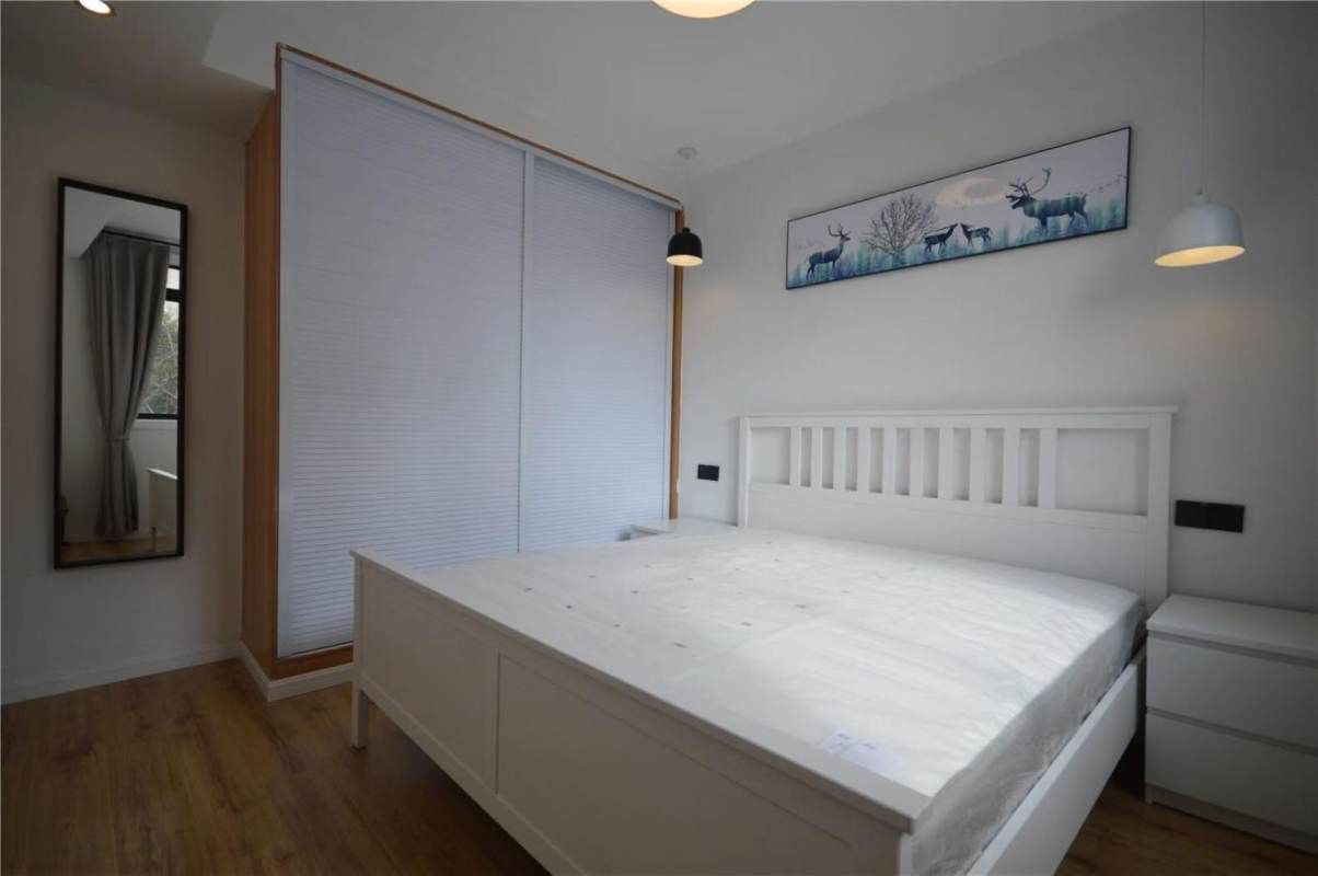 Housing image — Bedroom