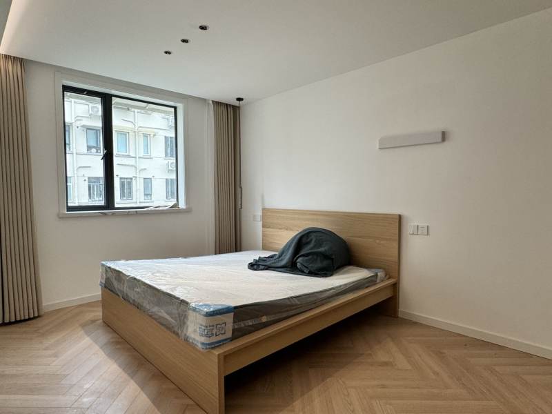 Housing image — Bedroom