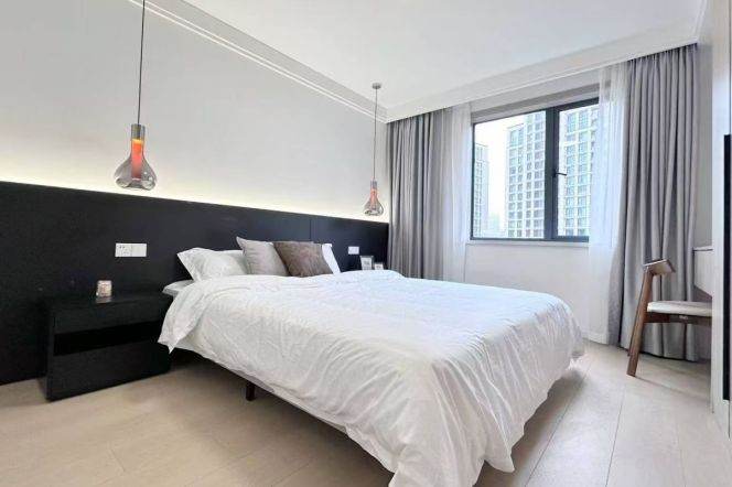3BR Apartment near Shangcheng Rd Metro