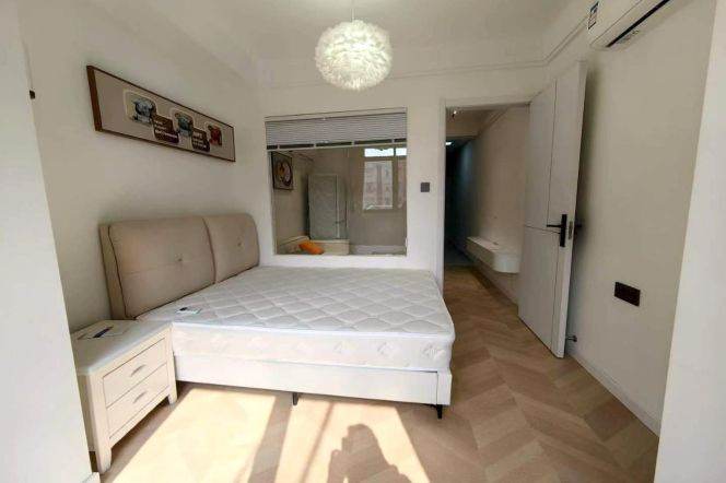 1BR Apartment near Shuicheng Rd Metro (L10)