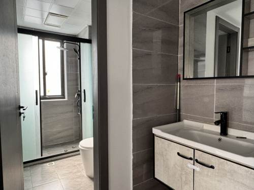 Housing image — Bathroom