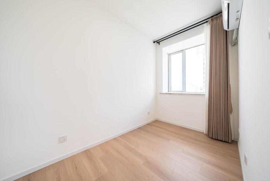 Housing image — Bedroom