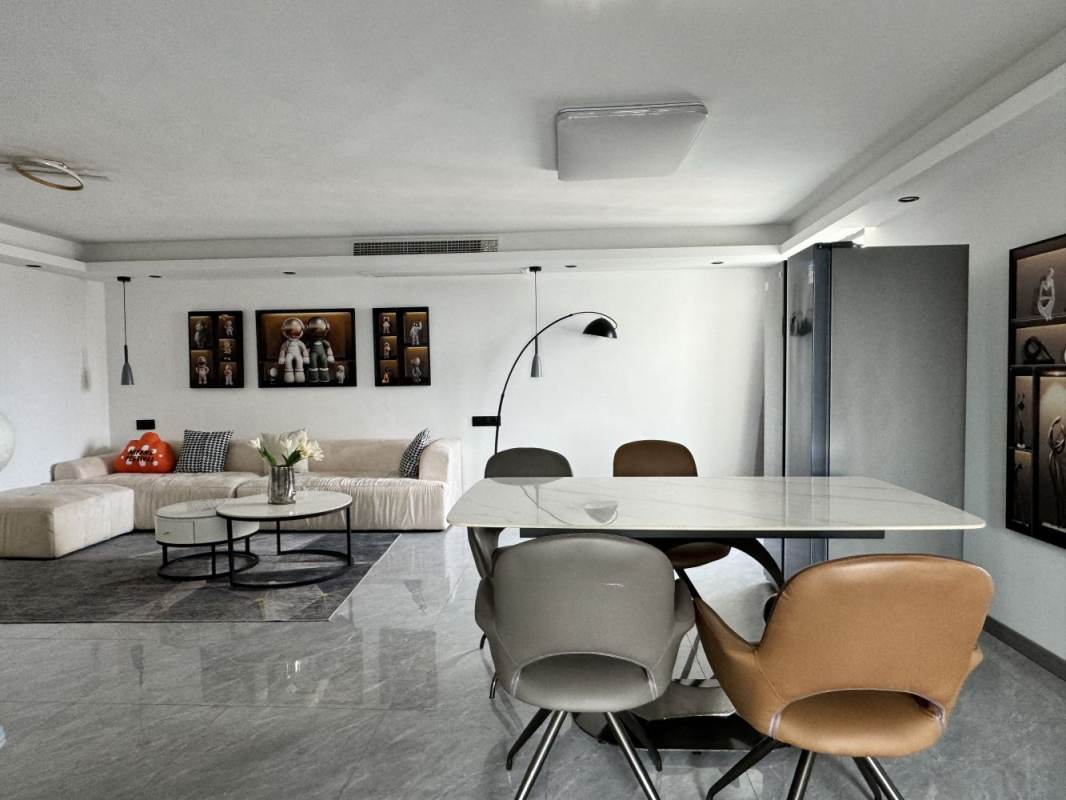 Housing image — Living Room