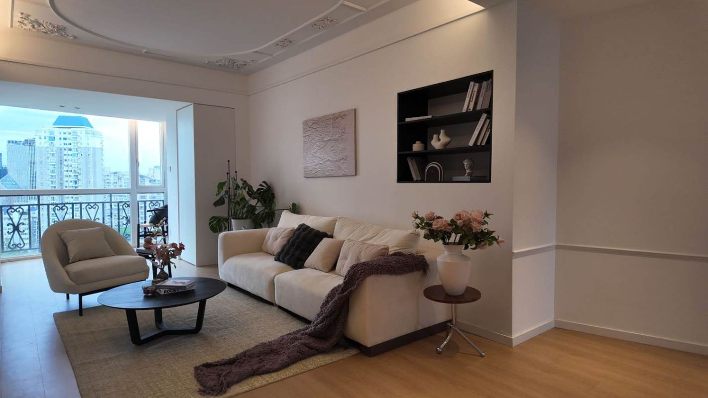 Housing image — Living Room