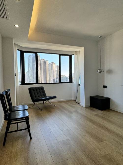 Housing image — Bedroom
