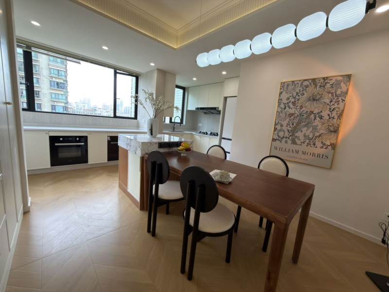 Housing image — Dining Area