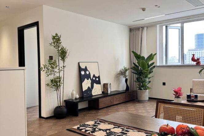 Spacious 1BR Apartment in Old Xuhui