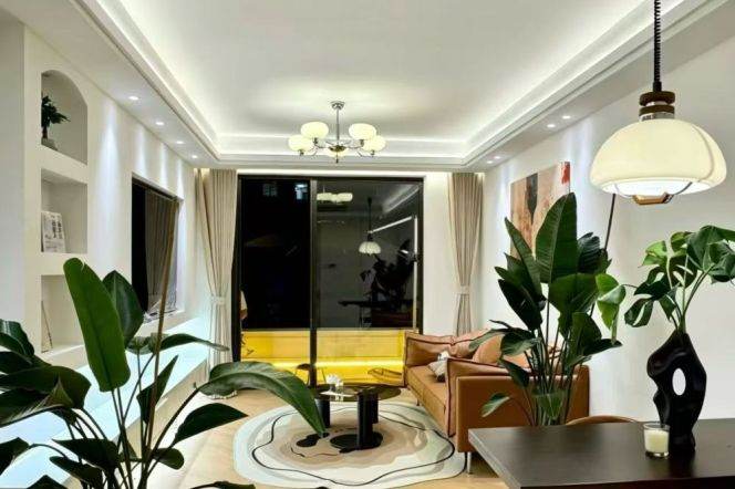 1BR Apartment in Xujiahui with Terrace (L3/L4/L10)