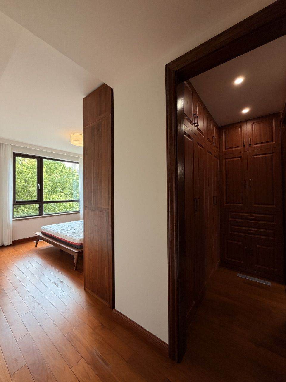 Housing image — Bedroom
