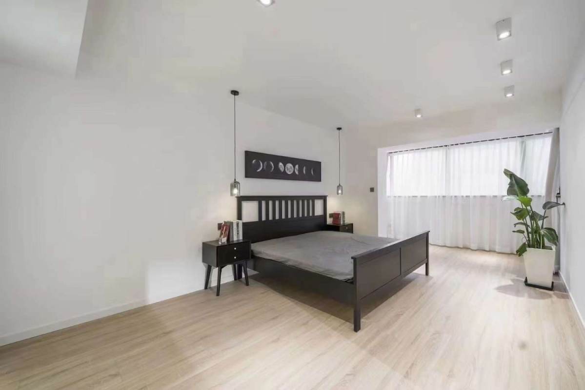 Housing image — Bedroom