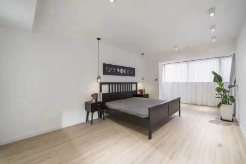 Housing image — Bedroom