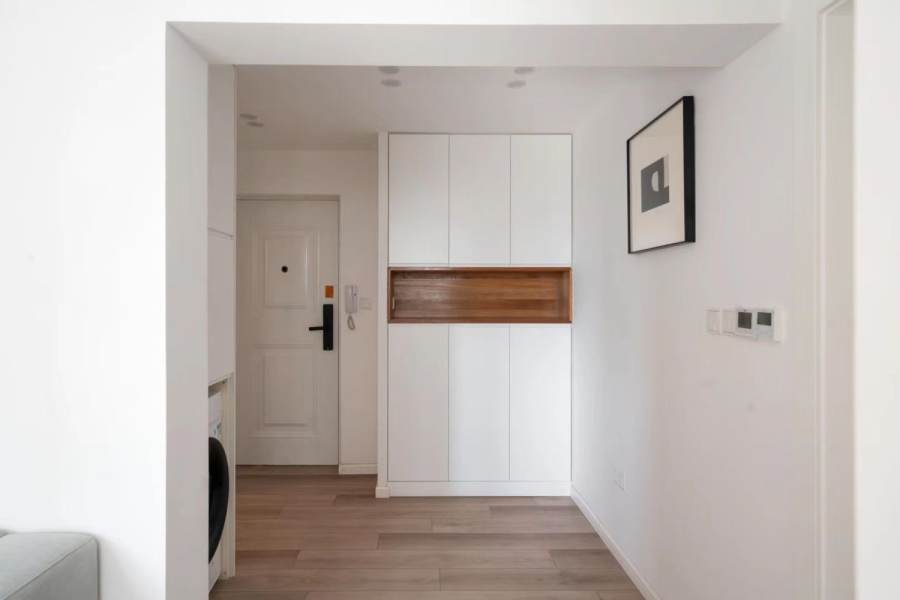 Housing image — Living Room