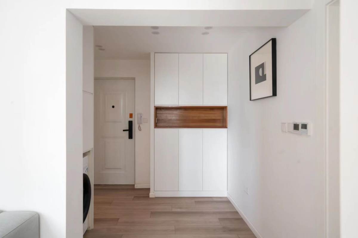 Housing image — Living Room