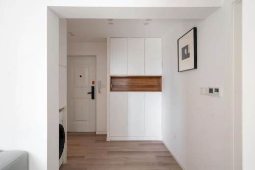 Housing image — Living Room