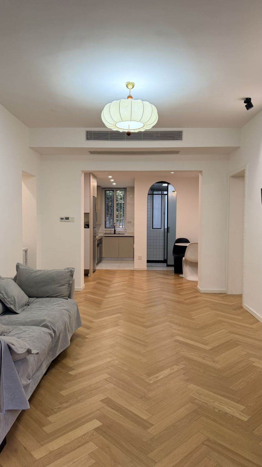 Housing image — Living Room