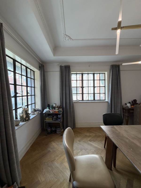 Housing image — Living Room