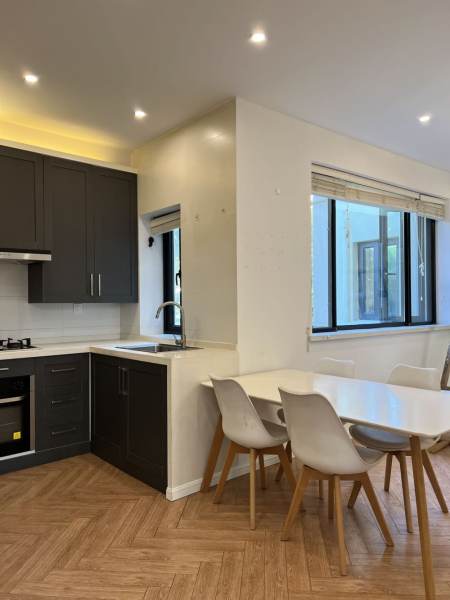 Housing image — Dining Area