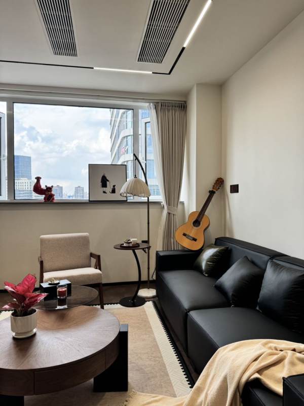 Housing image — Living Room