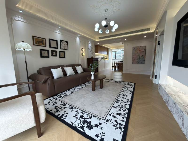 Housing image — Living Room