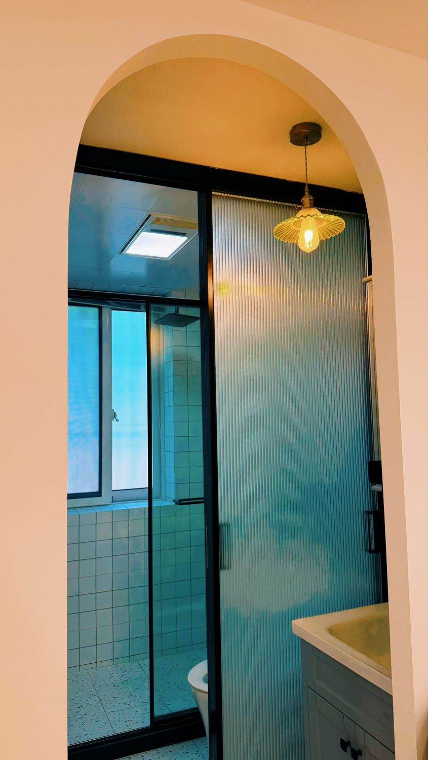 Housing image — Bathroom