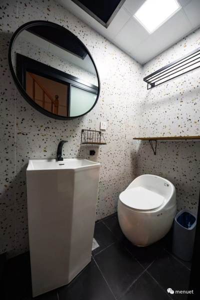 Housing image — Bathroom