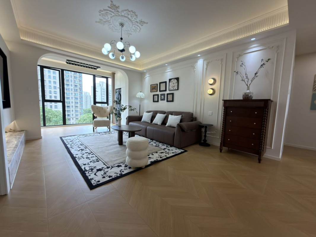 Housing image — Living Room