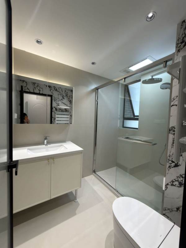 Housing image — Bathroom