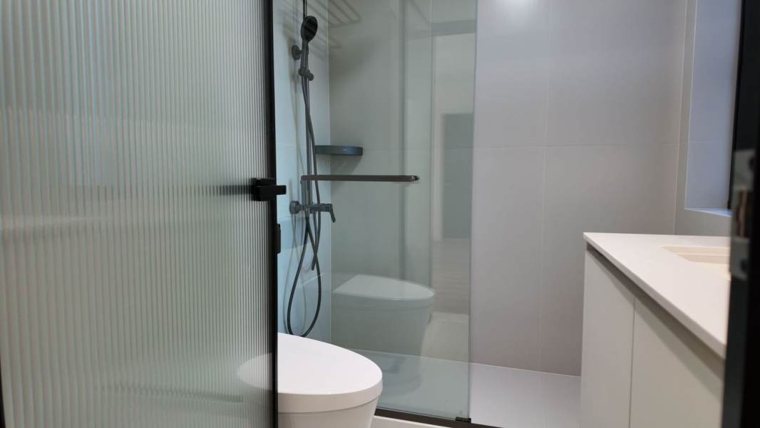 Housing image — Bathroom